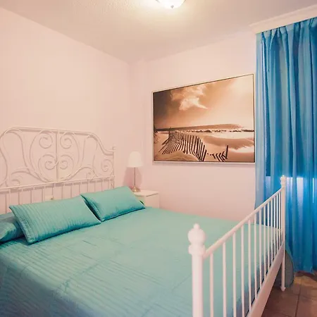 Two Bedrooms In Las Americas La 73