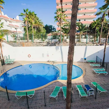 Two Bedrooms In Las Americas La 73 *